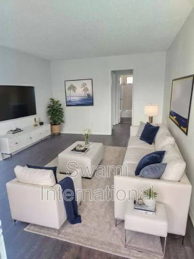 Main picture of 308 W Queen St