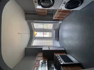 Main picture of 1633 Cecil B Moore Ave