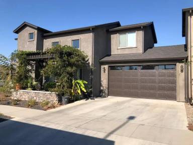 Main picture of 2740 Levi Ln