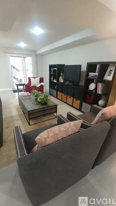 Main picture of 339 Countryside Ct