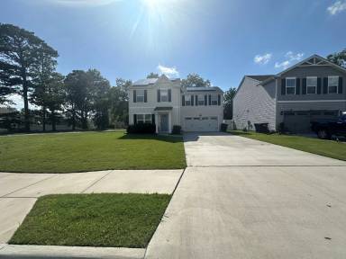 Main picture of 304 Forecastle St