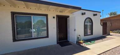 Main picture of 1041 N Mesa Dr