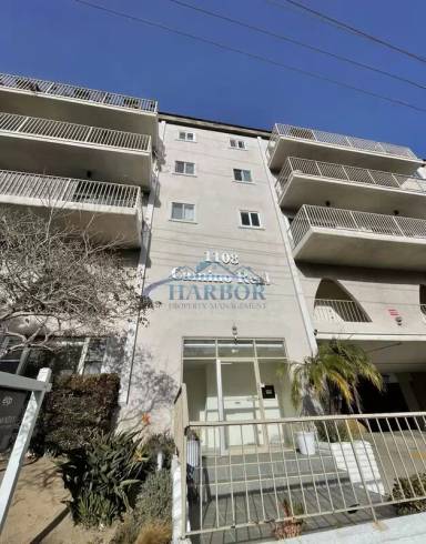 Main picture of 1108 Camino Real