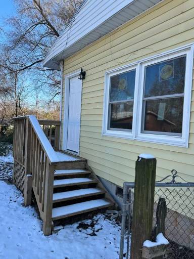 Main picture of 2448 N Ramsey Ave