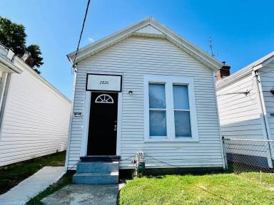 Main picture of 2824 Saint Xavier St