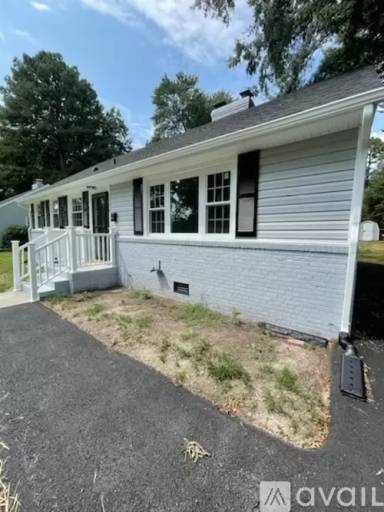 Main picture of 1008 Stilwell Rd