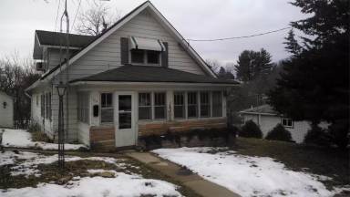 Main picture of 113 N College St