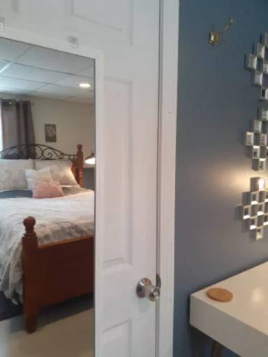 Main picture of 293 Scribner Hill Rd