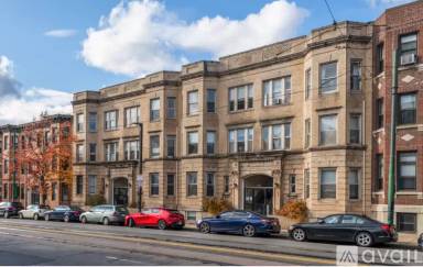 Main picture of 895 Huntington Ave