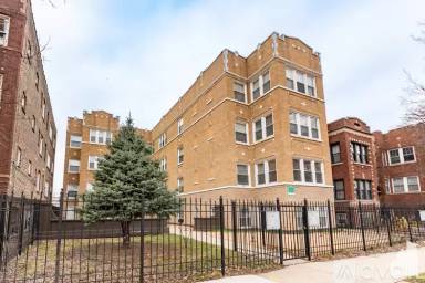 Main picture of 1048 N Spaulding Ave