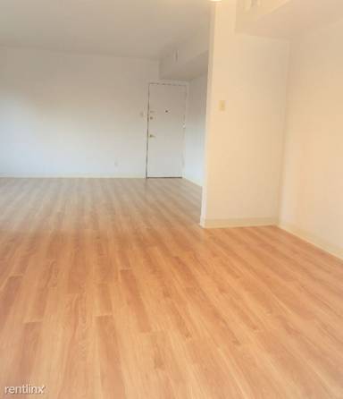 Main picture of 5710 Phillips Ave