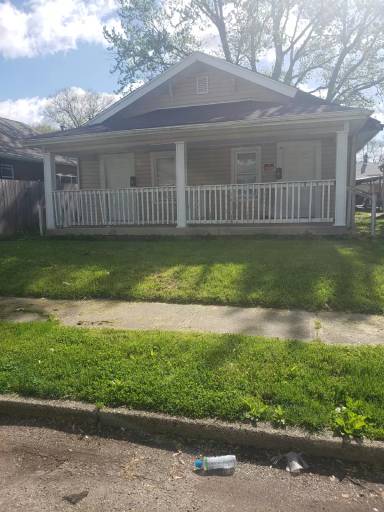 Main picture of 1531 S Randolph St