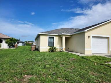 Main picture of 26 SE 24th Ave