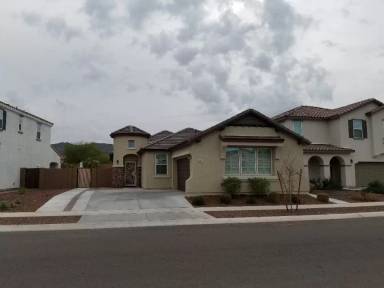 Main picture of 821 E Constance Way