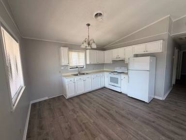 Main picture of 602 Clamshell Dr
