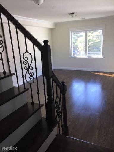 Main picture of 3791 Amboy Rd