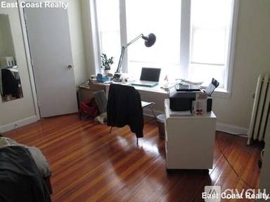 Main picture of 1118 Commonwealth Ave