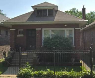 Main picture of 8111 S Manistee Ave