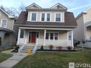 Main picture of 616 Saint Nicholas Ave