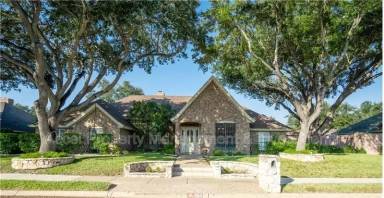 Main picture of 404 Sunflower Ave