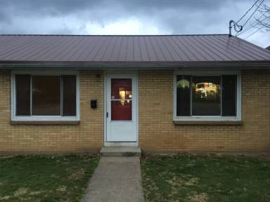 Main picture of 323 S 4th Ave