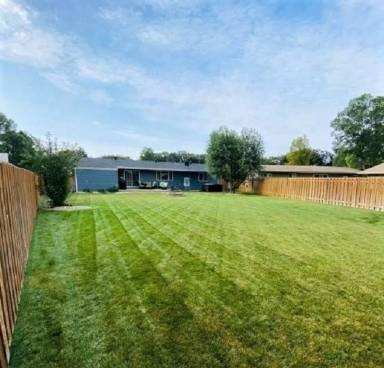 Main picture of 3 Green Way