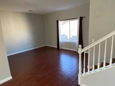 Main picture of 6370 Akins Ave
