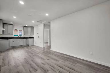 Main picture of 5846 Denver Ave