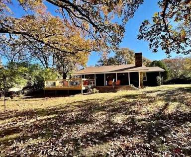 Main picture of 1655 N Broadview Dr