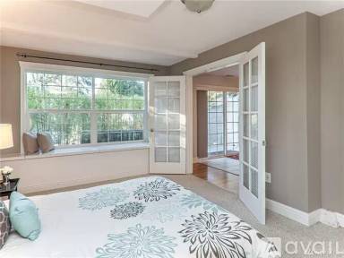 Main picture of 7830 172nd Pl NE