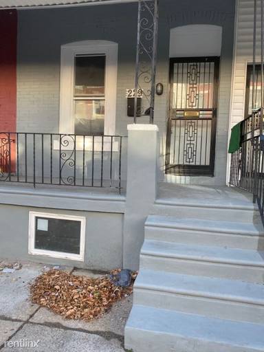 Main picture of 229 N Wanamaker St