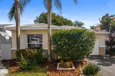 Main picture of 4430 SW 72nd Way