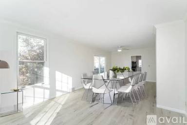 Main picture of 521 7th St SW