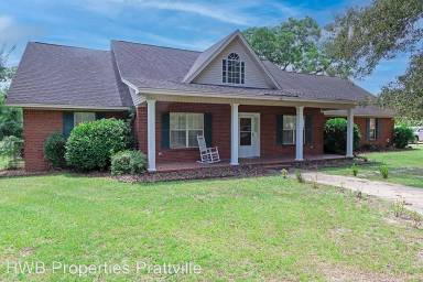 Main picture of 207 N Autauga St