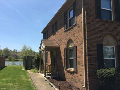 Main picture of 31 Dawn Ln