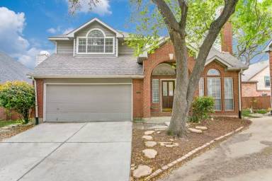 Main picture of 200 Summer Moon Ct