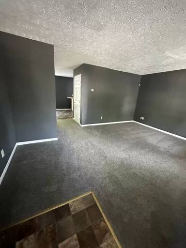 Main picture of 10112 Kennedy Ave