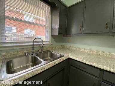 Main picture of 1822 Augusta Dr