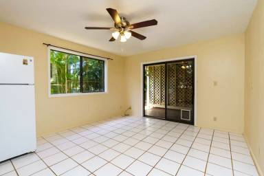 Main picture of 5493 Makaloa St