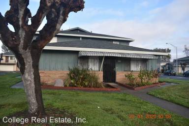 Main picture of 4479 La Cresta Way