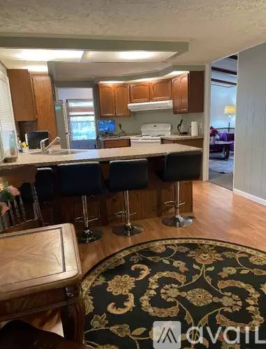 Main picture of 24 River St