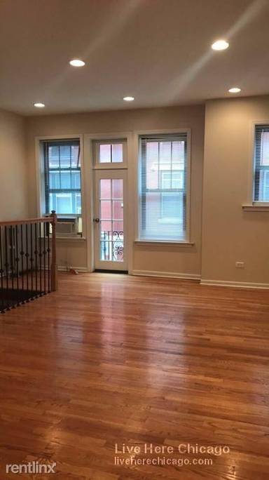 Main picture of 540-48 W Surf St