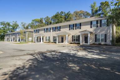 Main picture of Camden Corners Apartments