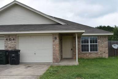 Main picture of 404 W Dale Ave