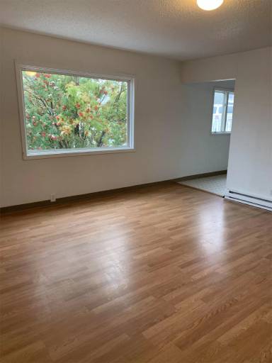 Main picture of 118 9th Ave SE