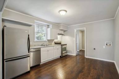 Main picture of 2130 Mississippi Ave