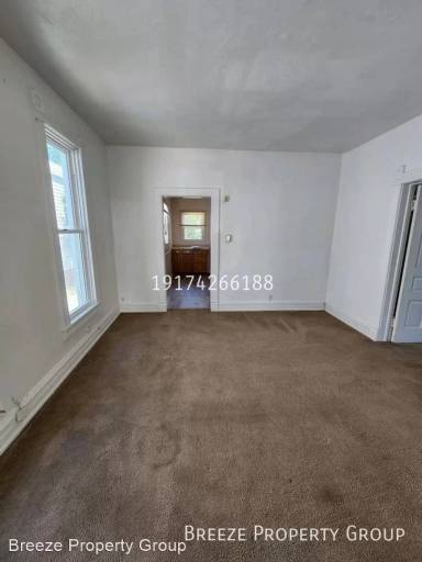 Main picture of 323 Champion St