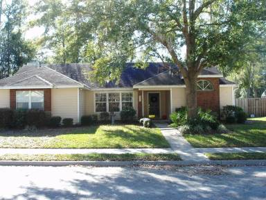 Main picture of 3915 NW 65th Ave