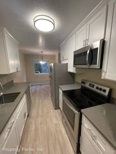 Main picture of 1015 Continentals Way