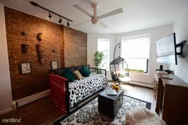 Main picture of 963 Boulevard E